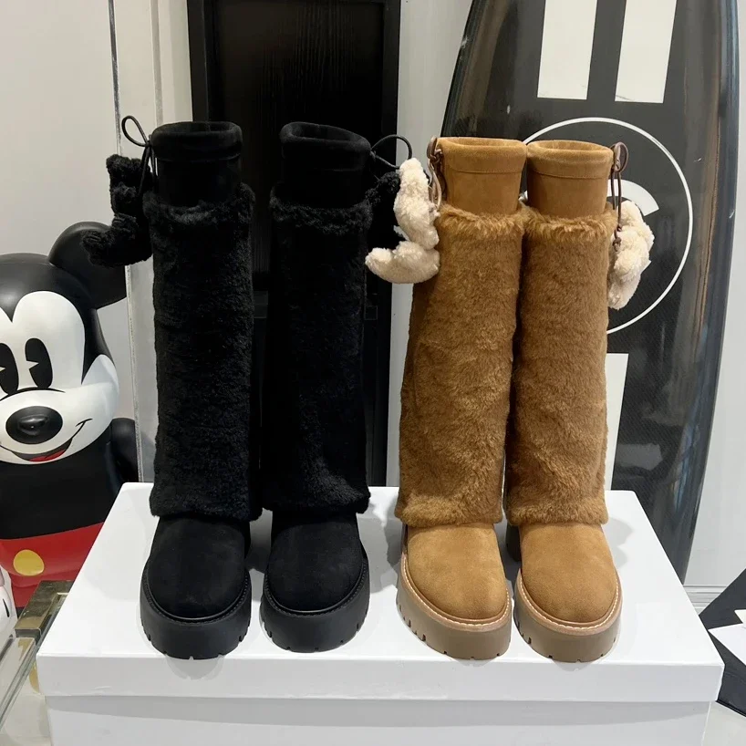 Женские сапоги, высококачественные зимние сапоги из шерсти, Классические рыцарские сапоги в британском ретро стиле, новая женская обувь в стиле Триумфальной моды
Женские сапоги, высококачественные зимние сапоги из шерсти, Классические рыцарские сапоги в британском ретро стиле, новая женская обувь в стиле Триумфальной моды