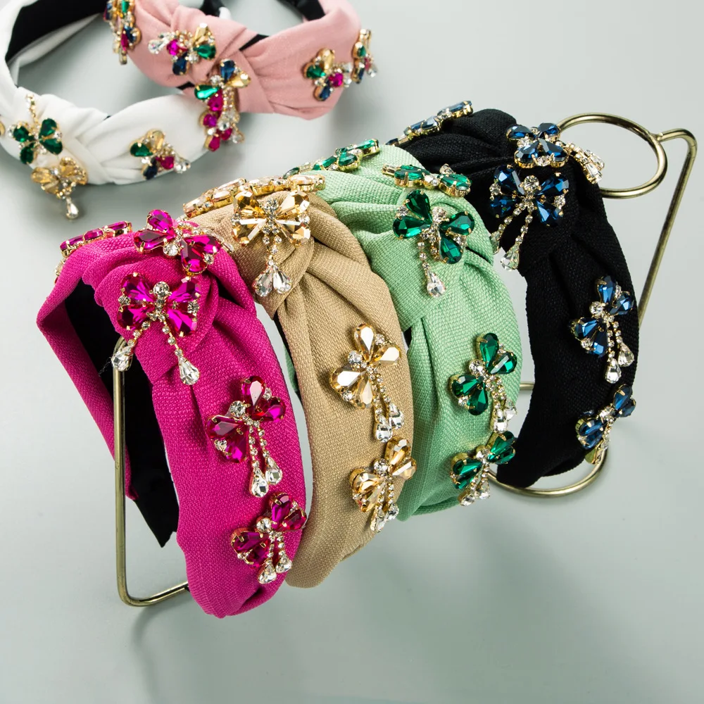 European and American Fashion Retro Shining Bow Pendant Headband Texture Wide Hair Accessories for Women
European and American Fashion Retro Shining Bow Pendant Headband Texture Wide Hair Accessories for Women