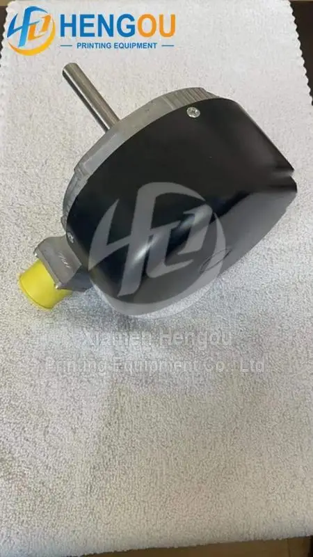 XL105 XL106 Paper Receiving Motor F2.105.3011 Printing Machine Parts
XL105 XL106 Paper Receiving Motor F2.105.3011 Printing Machine Parts