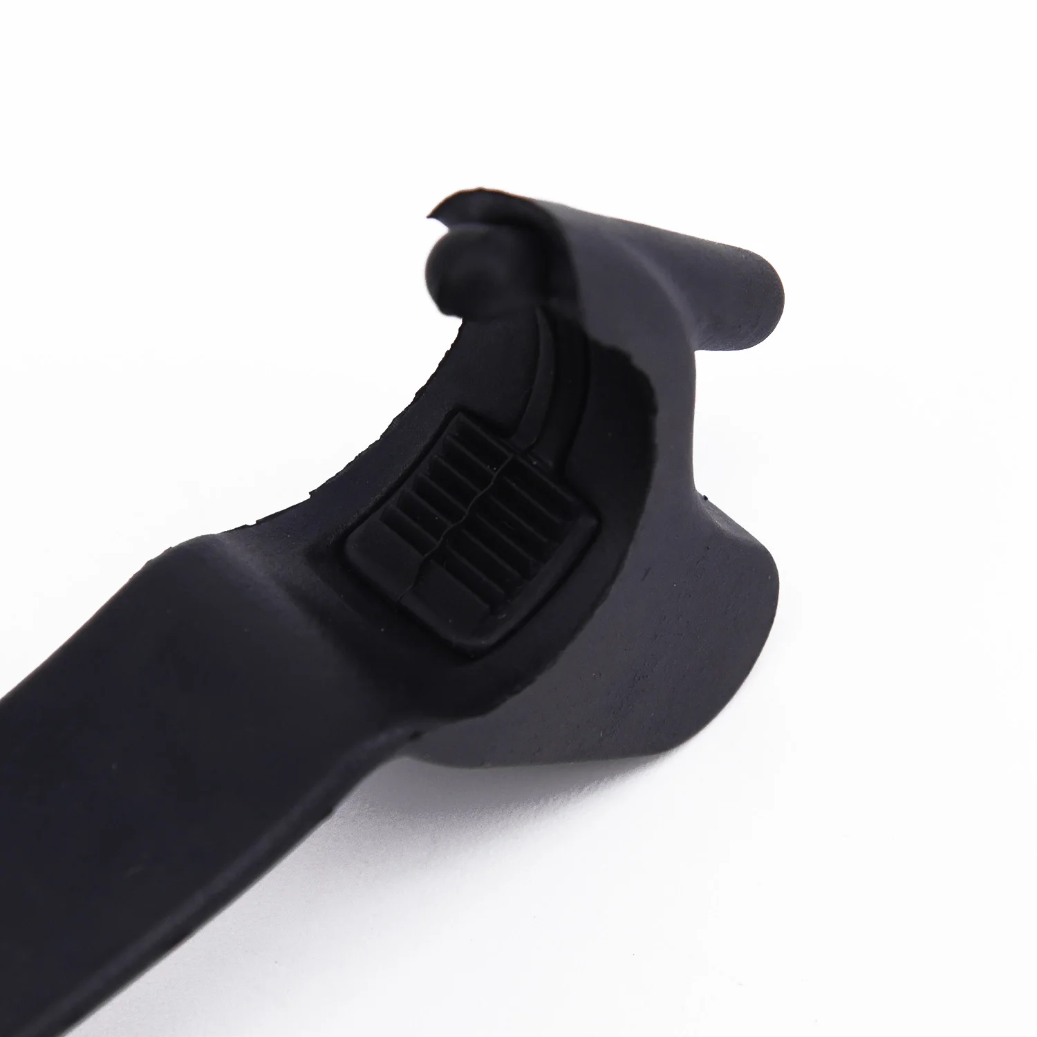 Black Hand Grip Control Assist Handlebar Motorcycle Rubber Throttle 1pc Accessories Durable Portable Universal
Black Hand Grip Control Assist Handlebar Motorcycle Rubber Throttle 1pc Accessories Durable Portable Universal