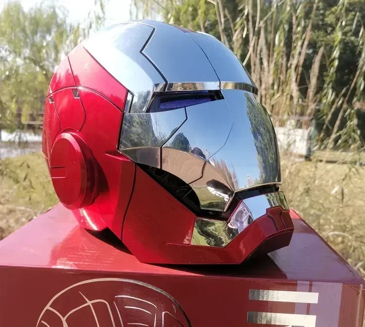 

Hot Marvel Iron Man Autoking 1/1 Mk5 Helmet Remote And Voice Control Iron Man Automatic Helmet Mask With Led Light Boys Gift