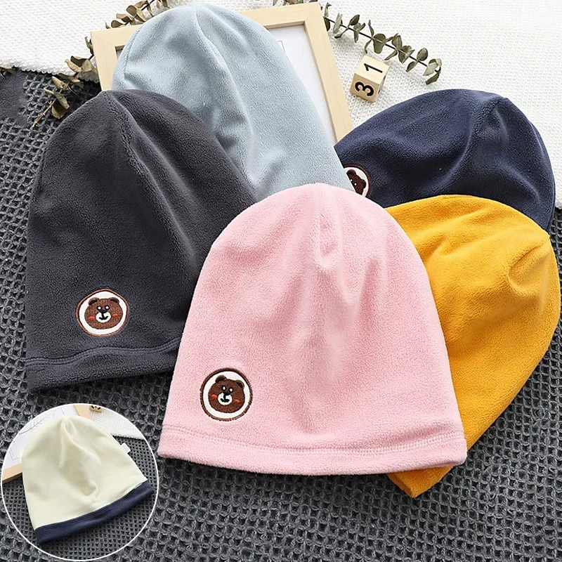Милый новый зимний флисовый детский двухслойный ветрозащитный Теплый комплект для малышей Шапка из флиса с вышивкой
Милый новый зимний флисовый детский двухслойный ветрозащитный Теплый комплект для малышей Шапка из флиса с вышивкой