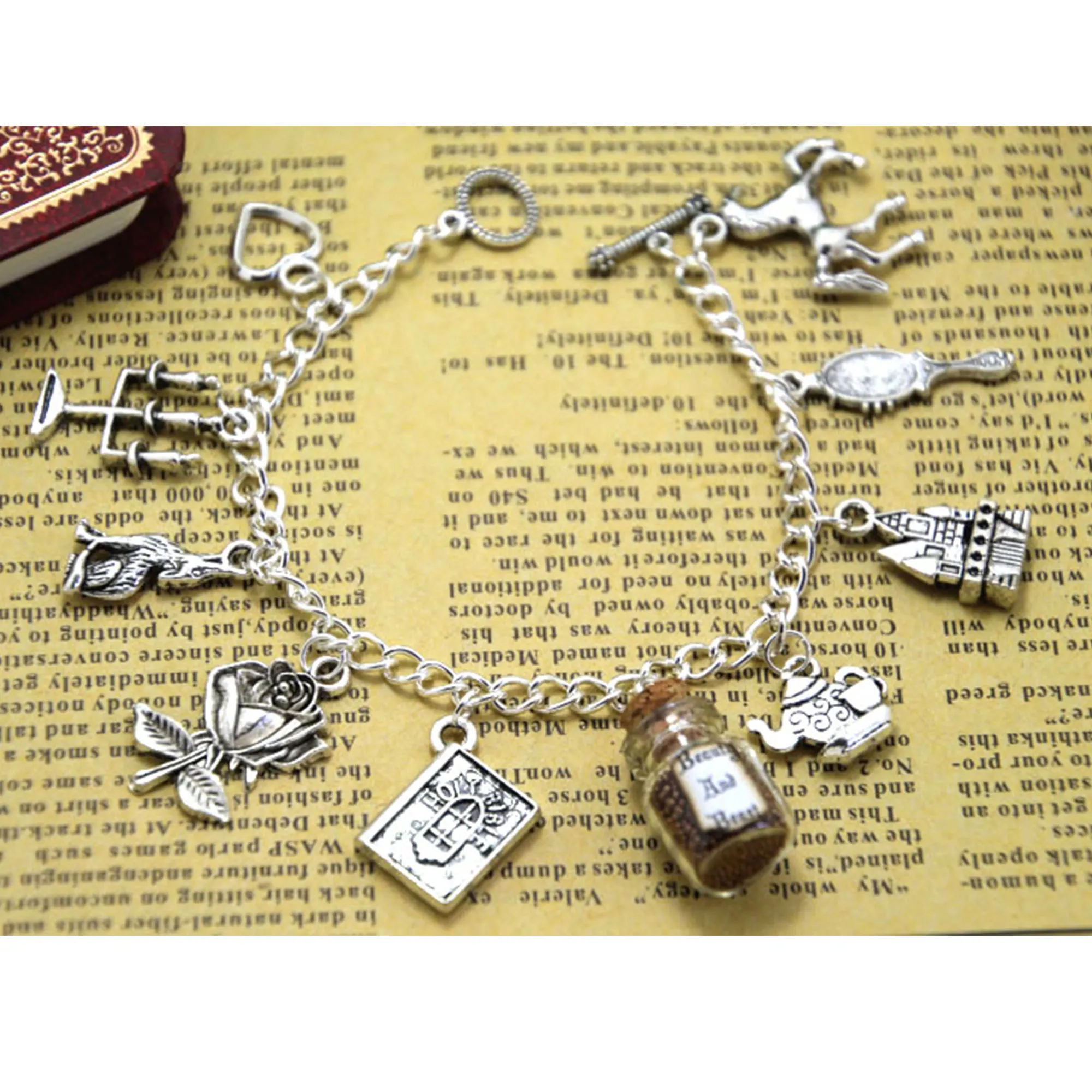 Волшебный браслет с шармами «Красавица и Чудовище», 10 шт. 
Волшебный браслет с шармами «Красавица и Чудовище», 10 шт.