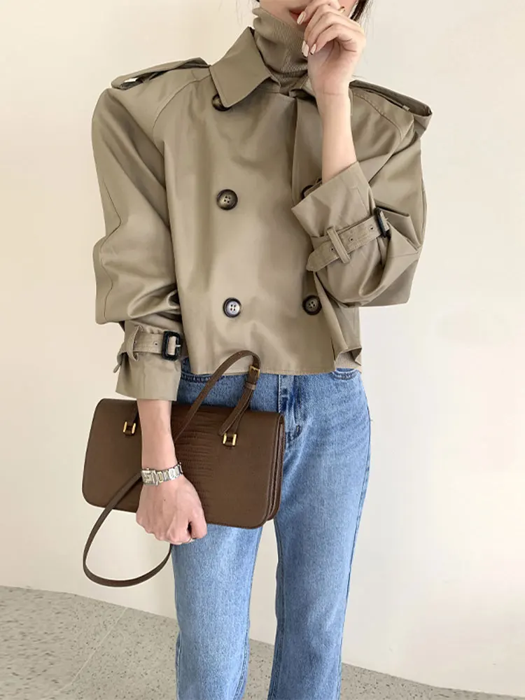 Solid Lapel Double Breasted Cropped Trench Coat Women's Fashion Elegant Long Sleeve Loose Overcoat 2023 Autumn Casual Streetwear
Solid Lapel Double Breasted Cropped Trench Coat Women's Fashion Elegant Long Sleeve Loose Overcoat 2023 Autumn Casual Streetwear