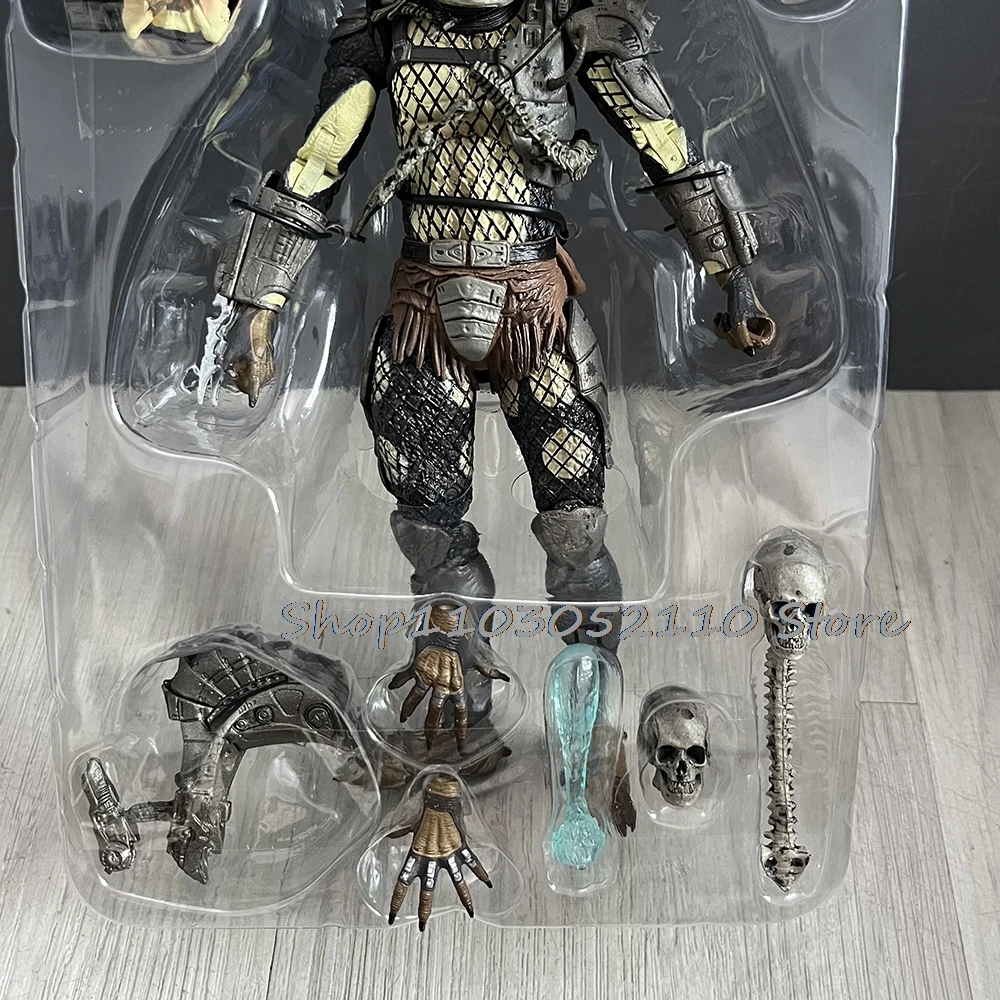 NECA Alien Jungle Hunter Predator figura de acción Aliens vs Predator modelo muñeca estatua conjunta película móvil juguetes regalos NECA Alien Jungle Hunter Predator figura de acción Aliens vs Predator modelo muñeca estatua conjunta película móvil juguetes regalos
