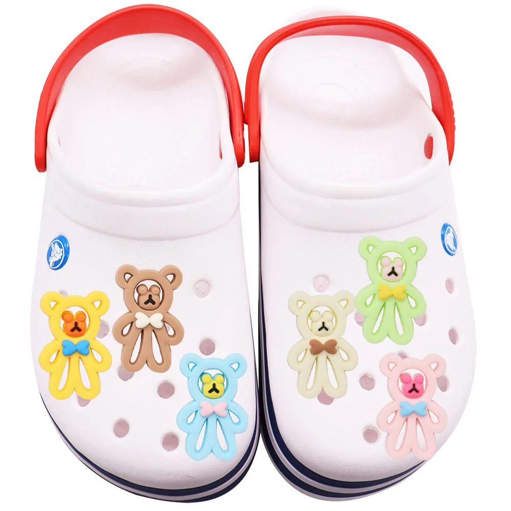 1pcs Popular Bear Cartoon Shoe Charms Accessories Shoes Buttons Colorful Sandals Charm Decorations Kids Party Gift
1pcs Popular Bear Cartoon Shoe Charms Accessories Shoes Buttons Colorful Sandals Charm Decorations Kids Party Gift