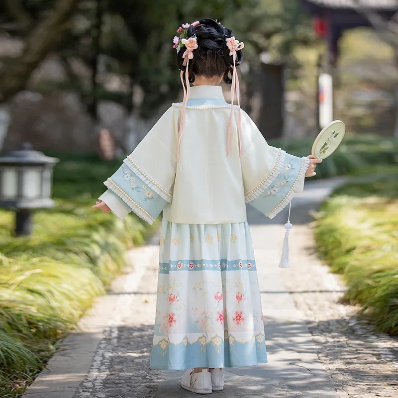 Hanfu Horse-face Skirt Girls Chinese Traditional Vintage Hanfu Pleats Skirt 2023 New Kids Photography Perform Costume Cosplay
Hanfu Horse-face Skirt Girls Chinese Traditional Vintage Hanfu Pleats Skirt 2023 New Kids Photography Perform Costume Cosplay