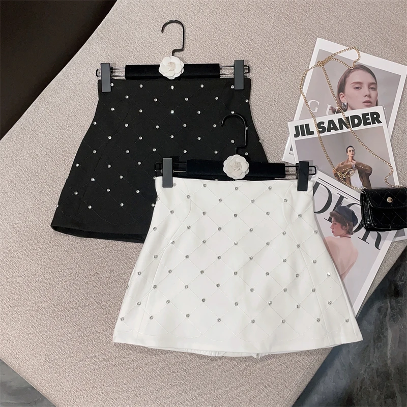 2023 Spring and Summer New Heavy Industry Rhinestone Rhombus Design Slimming Temperament Skirt Female
2023 Spring and Summer New Heavy Industry Rhinestone Rhombus Design Slimming Temperament Skirt Female