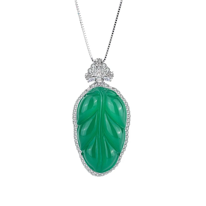 S925 Silver Ice Jade Chalcedony Pendant Inlaid with Green Jade Leaf Jade Pendant Necklace Charm Female
S925 Silver Ice Jade Chalcedony Pendant Inlaid with Green Jade Leaf Jade Pendant Necklace Charm Female