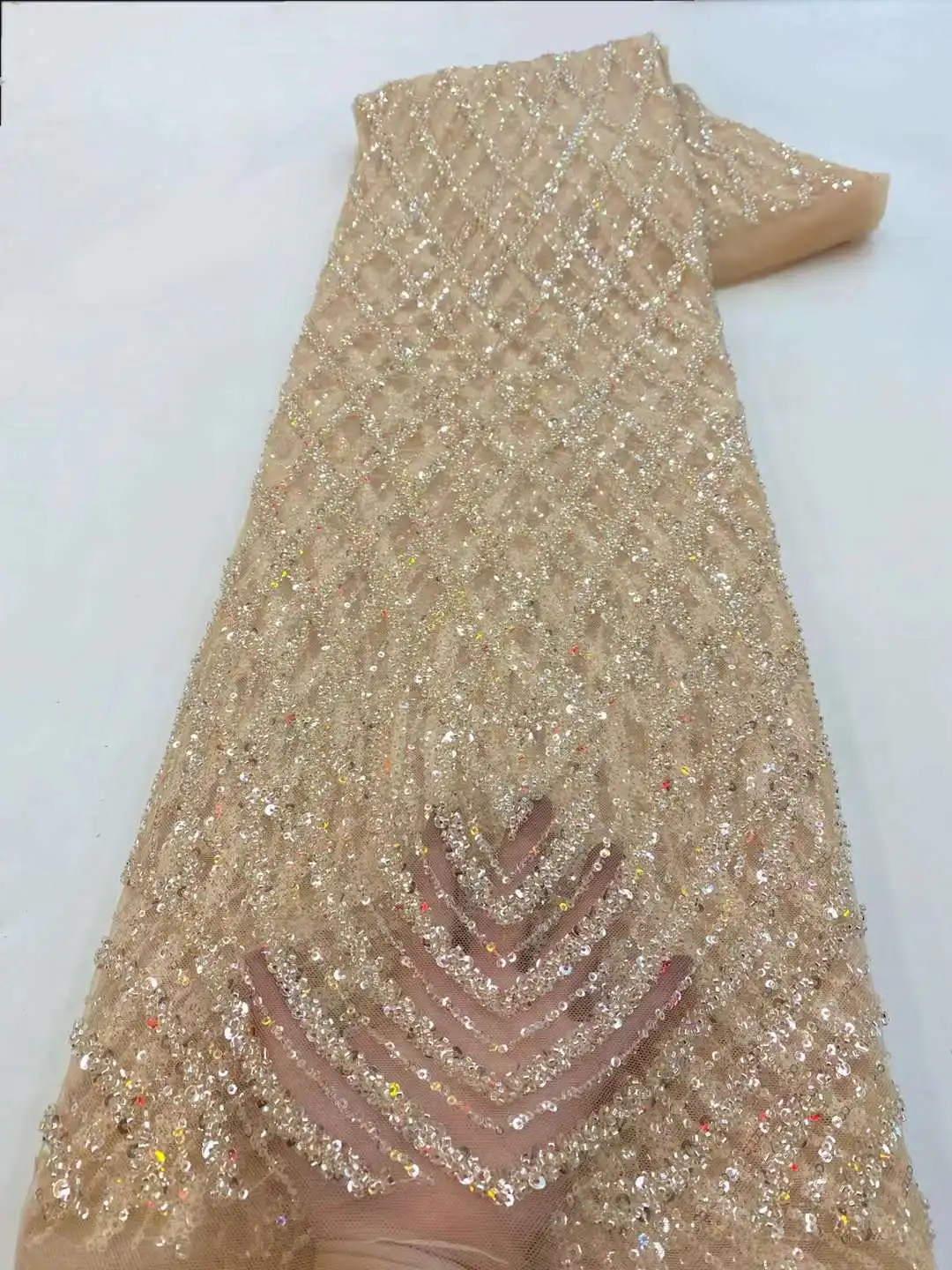 Latest African Sequins Beads Lace Fabric 2023 High Quality Lace Material French Nigerian Lace Fabrics For Women Party XZ65X-1
Latest African Sequins Beads Lace Fabric 2023 High Quality Lace Material French Nigerian Lace Fabrics For Women Party XZ65X-1