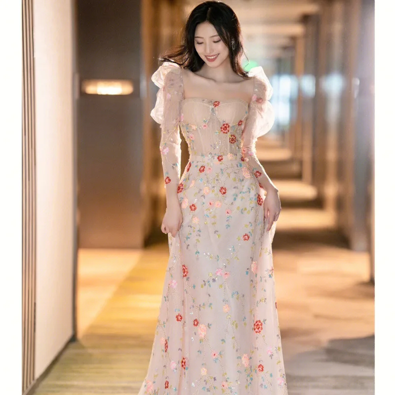 

Fairy Dreamy Mesh Lady Evening Party Dress Sexy Perspective Qipao Formal Party Dress Exquisite Embroidered Flower Banquet Dress