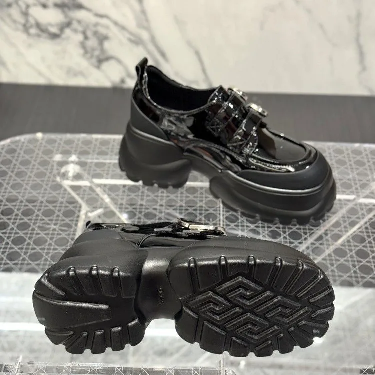 New Buckle Chunky Heels Pumps Women Black Patent Leather Platform Loafers Woman Gothic Shoes Womens Shoes Zaptos Mujer
New Buckle Chunky Heels Pumps Women Black Patent Leather Platform Loafers Woman Gothic Shoes Womens Shoes Zaptos Mujer