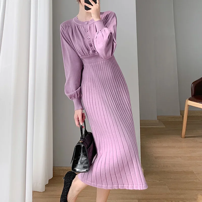 Elegant Purple Knitted Dress Women's Autumn and Winter New Fashion Single-breasted French Mid-length High-waist Sweater Dress
Elegant Purple Knitted Dress Women's Autumn and Winter New Fashion Single-breasted French Mid-length High-waist Sweater Dress