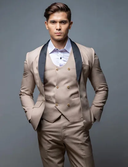 Men Suit Blazer Champagne Single Breasted Black Shawl Lapel Jacket Pants Vest Three Piece Spring Coat Formal Wedding Slim Fit
Men Suit Blazer Champagne Single Breasted Black Shawl Lapel Jacket Pants Vest Three Piece Spring Coat Formal Wedding Slim Fit