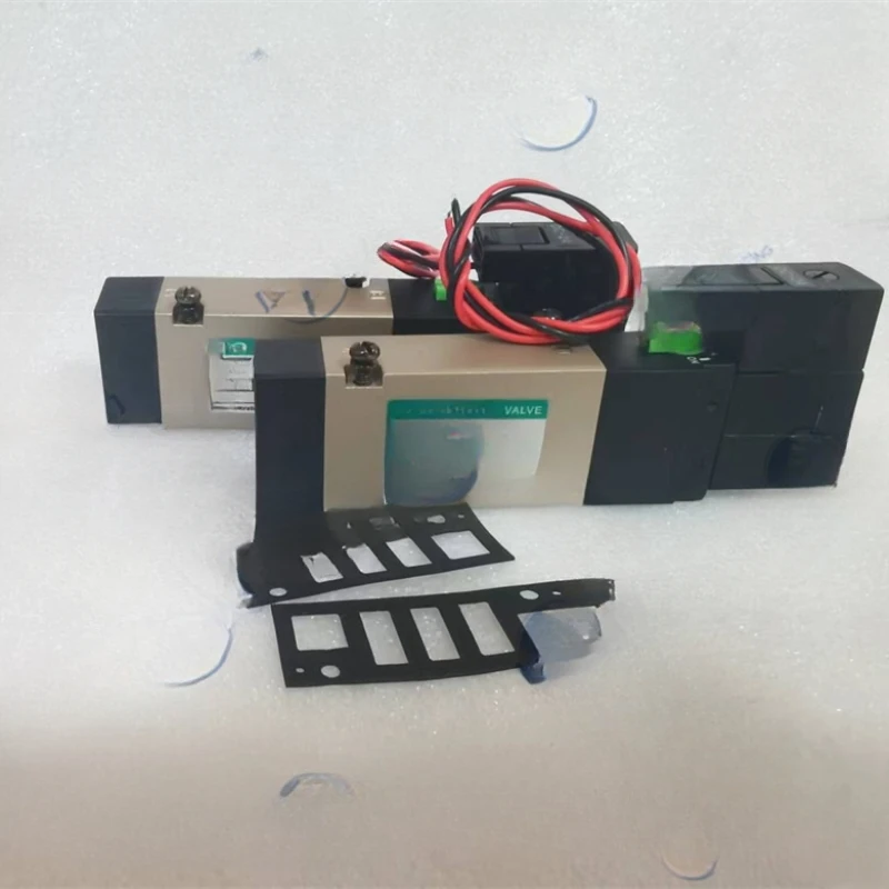 solenoid valve 4KB219-C 4KB119-00-L/4KB139 AC220V/4KB210-L
solenoid valve 4KB219-C 4KB119-00-L/4KB139 AC220V/4KB210-L