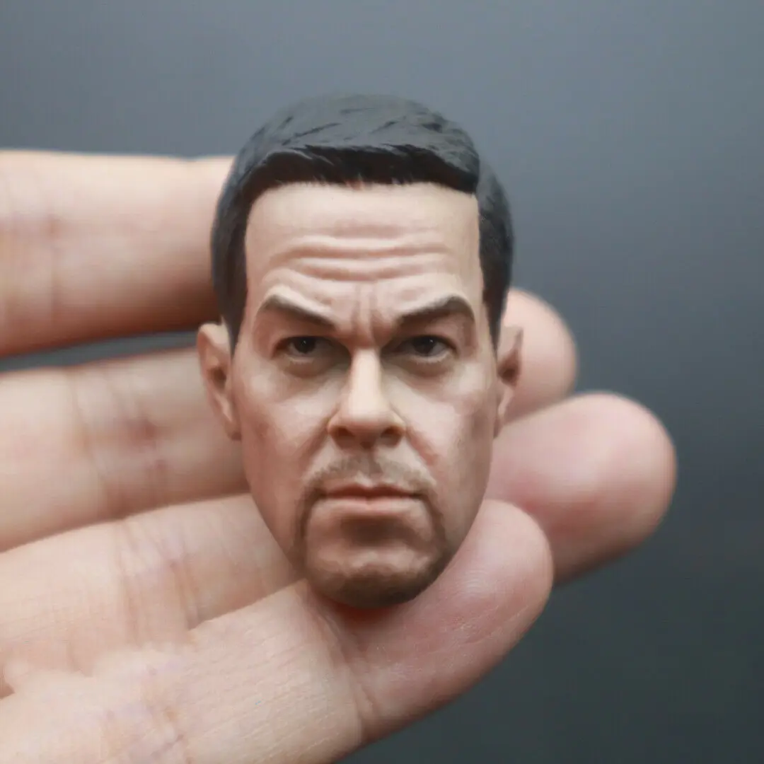 1/6 обновление головки Mark Wahlberg Ver. Подходит для 12-дюймовых TBLeague COOMODEL мужских экшн-фигурок
1/6 обновление головки Mark Wahlberg Ver. Подходит для 12-дюймовых TBLeague COOMODEL мужских экшн-фигурок