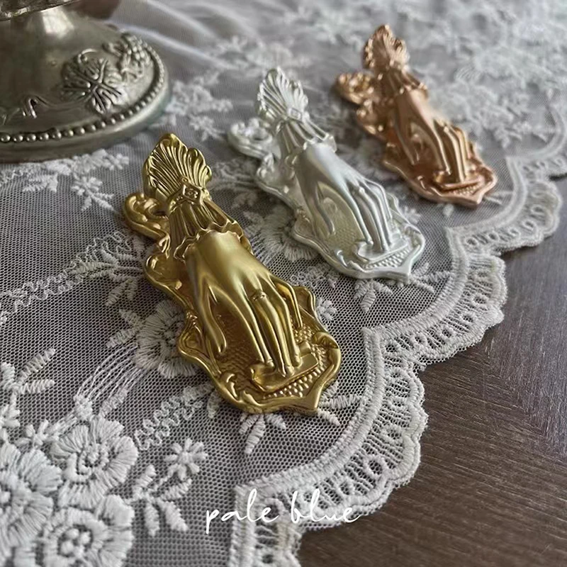 Винтажный изысканный Дамский зажим в форме руки, зажим для купюр, зажим для путешествий, креативные инструменты для журнала, канцелярские принадлежности для студентов
Винтажный изысканный Дамский зажим в форме руки, зажим для купюр, зажим для путешествий, креативные инструменты для журнала, канцелярские принадлежности для студентов