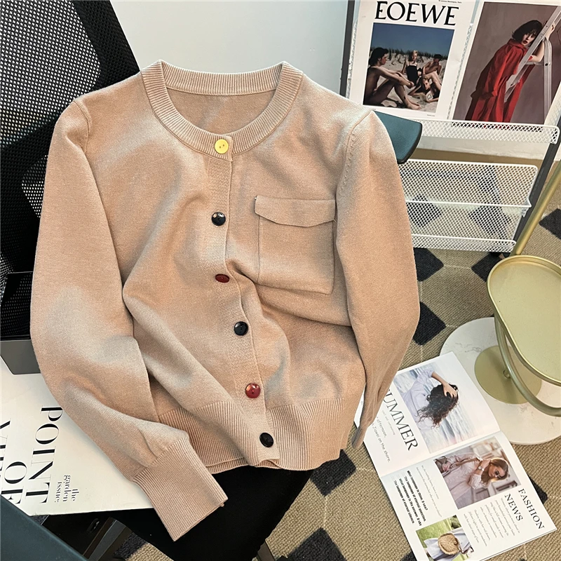 Modal Fabric Knitted Cardigans Women Korean Long Sleeve Autumn Multicolor Chic Buttons Sweater Vintage Loose Tops Pocket N902
Modal Fabric Knitted Cardigans Women Korean Long Sleeve Autumn Multicolor Chic Buttons Sweater Vintage Loose Tops Pocket N902