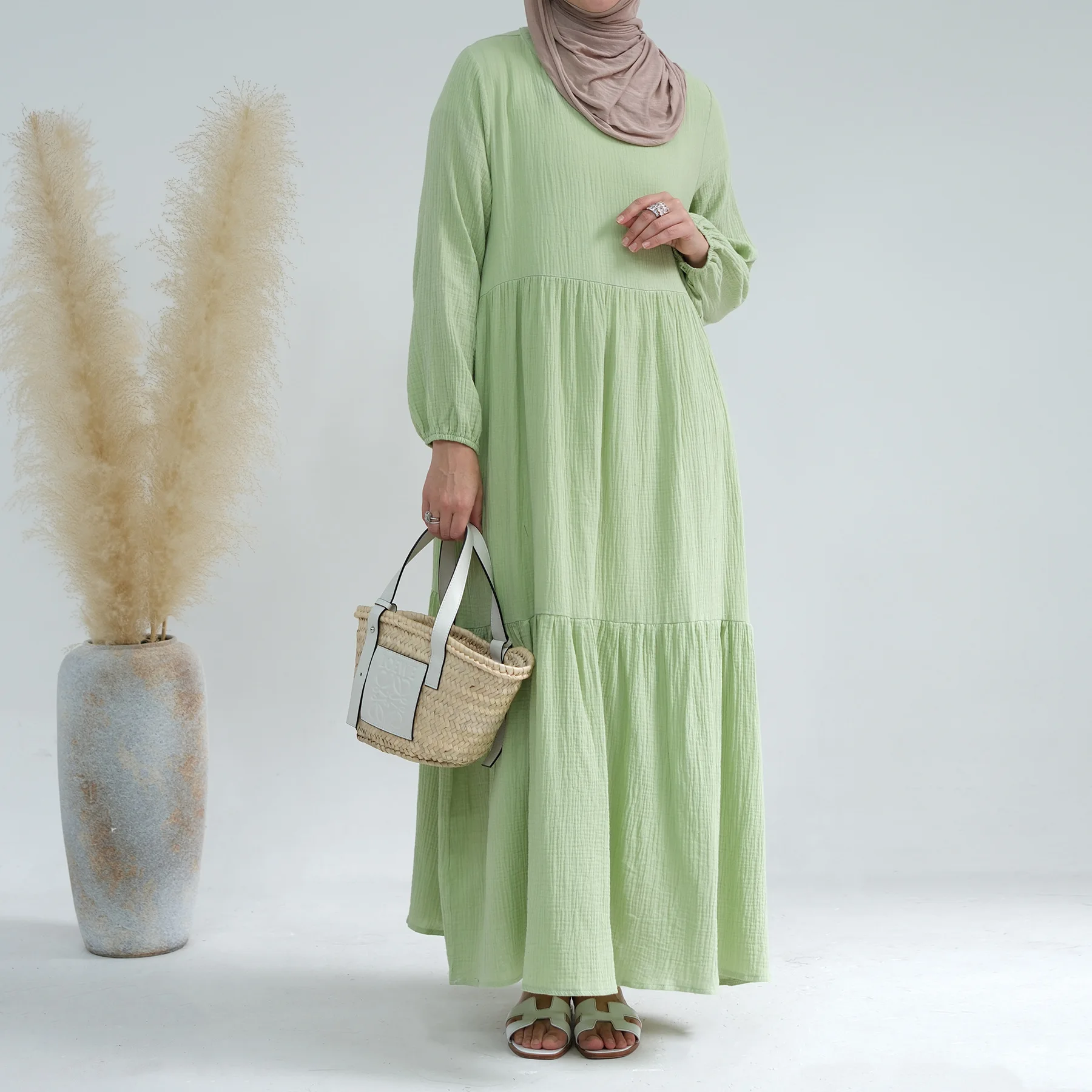Cotton Kaftan Muslim Women Maxi Dress Ramadan Eid Jilbab Arabic Robe Dubai Turkey Caftan Modest Robe Elegant Prayer Abaya
Cotton Kaftan Muslim Women Maxi Dress Ramadan Eid Jilbab Arabic Robe Dubai Turkey Caftan Modest Robe Elegant Prayer Abaya
