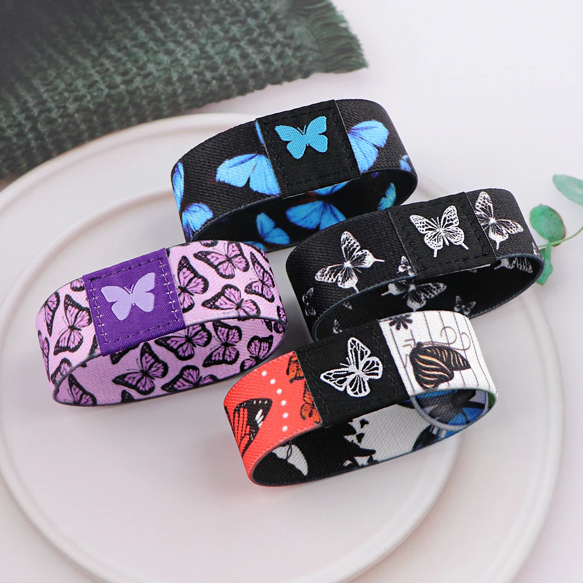 Butterfly Couple Bracelet Cute Sport Elastic Wrist Strap Cartoon Bracelets for Women Men Fashion Bangles Jewelry Gifts
Butterfly Couple Bracelet Cute Sport Elastic Wrist Strap Cartoon Bracelets for Women Men Fashion Bangles Jewelry Gifts