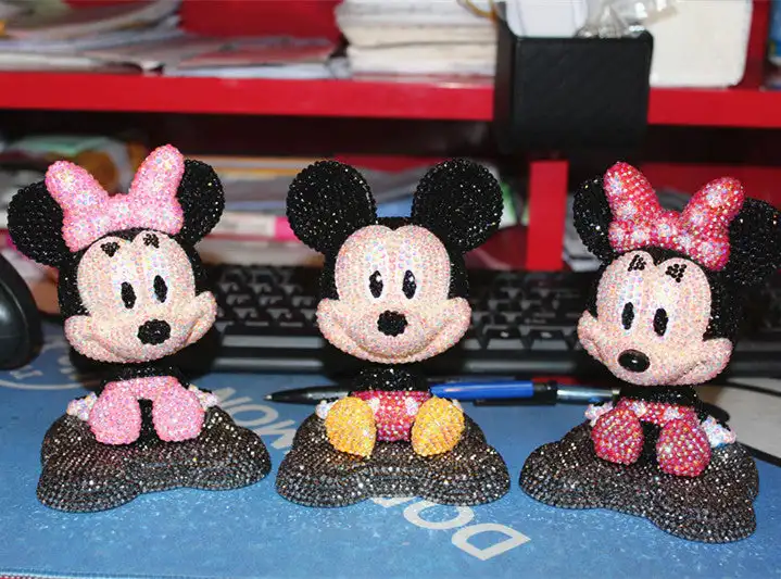 Алмазная живопись «сделай сам» Disney, Минни Микки Маус, настольное украшение для дома, украшения для автомобиля, Аниме фигурки, модели игрушек, кукла, подарок ручной работы
Алмазная живопись «сделай сам» Disney, Минни Микки Маус, настольное украшение для дома, украшения для автомобиля, Аниме фигурки, модели игрушек, кукла, подарок ручной работы