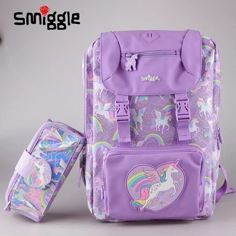 Оригинальный Австралийский канцелярский рюкзак Smiggle Pegasus в виде единорога, студенческий рюкзак, сумка-почтальонка с двумя кнопками, сумка для ручек, коробка для канцелярских принадлежностей
Оригинальный Австралийский канцелярский рюкзак Smiggle Pegasus в виде единорога, студенческий рюкзак, сумка-почтальонка с двумя кнопками, сумка для ручек, коробка для канцелярских принадлежностей