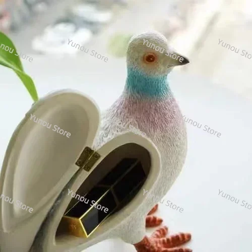 

Creative Fun Casual Versatile Bag, Home Décor Ornaments For Pigeon Clutch,