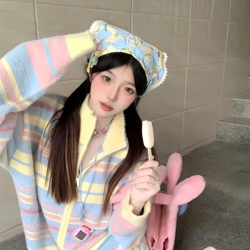Sanrio помпон пурин кавайная анимация аксессуары для волос головной убор Милый мультяшный треугольный шарф повязка на голову прекрасный подарок для девочек
Sanrio помпон пурин кавайная анимация аксессуары для волос головной убор Милый мультяшный треугольный шарф повязка на голову прекрасный подарок для девочек