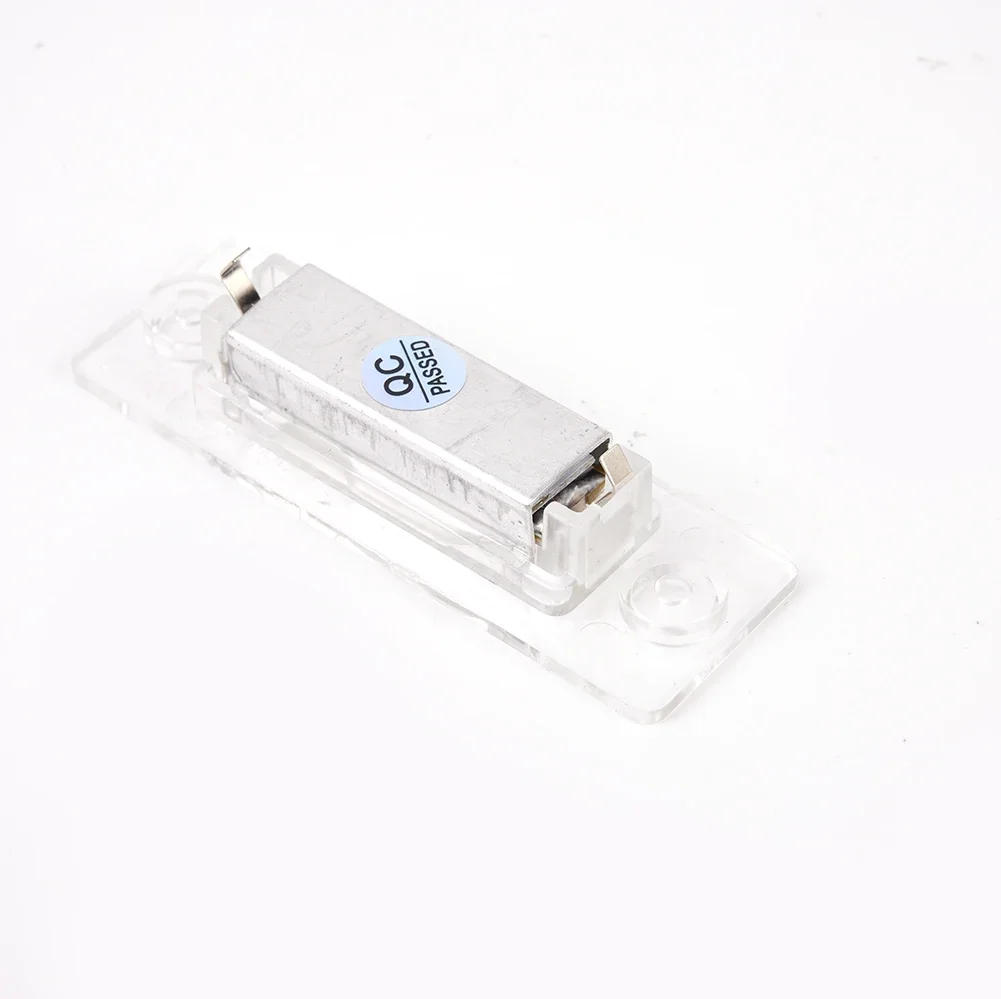 Car LED License Plate Light 18SMD 6000K White For Touran For Passat T5 Auto License Number Plate Light Lamp Tail Lamp Side Bulb
Car LED License Plate Light 18SMD 6000K White For Touran For Passat T5 Auto License Number Plate Light Lamp Tail Lamp Side Bulb