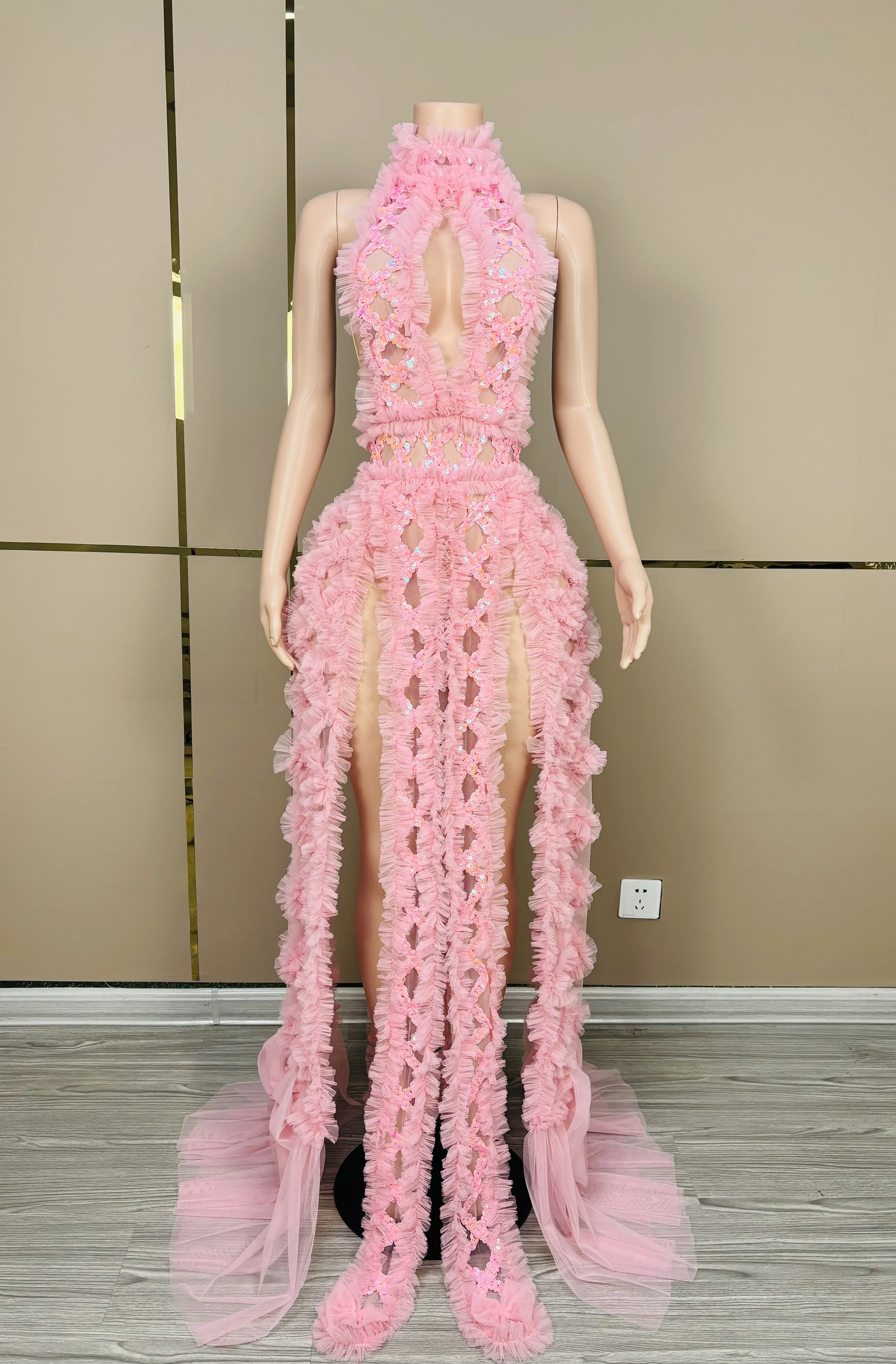 Прозрачный наряд для выступлений коллекция для вечеринки на день рождения Сексуальное Черное Красное Сетчатое платье с открытой спиной
Прозрачный наряд для выступлений коллекция для вечеринки на день рождения Сексуальное Черное Красное Сетчатое платье с открытой спиной