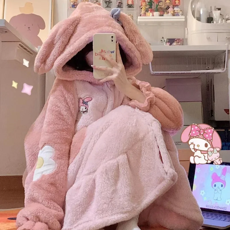 Coral Velvet Pajamas For Women 2023 New Winter Pajamas long Internet Celebrity Fleece Lined Thickened Home Clothes
Coral Velvet Pajamas For Women 2023 New Winter Pajamas long Internet Celebrity Fleece Lined Thickened Home Clothes
