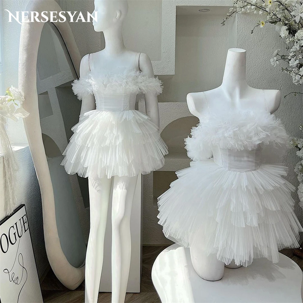 

Nersesyan Elegant Solid Wedding Dresses Mini A-Line Ruffles Tiered Backless Bridal Gowns Ruched Off Shoulder Bride Dress 2024