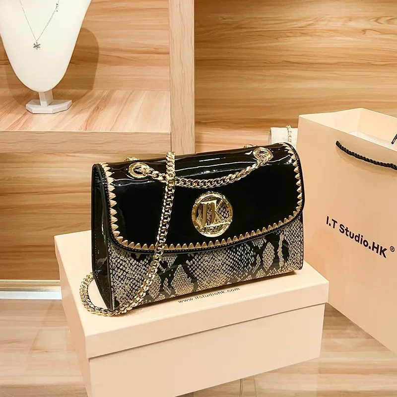 2024New Fashion Colorblock Printed One Shoulder Women's Bag Fashionable And Small Chain Skew Straddle Bag Versatile And Handbag
2024New Fashion Colorblock Printed One Shoulder Women's Bag Fashionable And Small Chain Skew Straddle Bag Versatile And Handbag