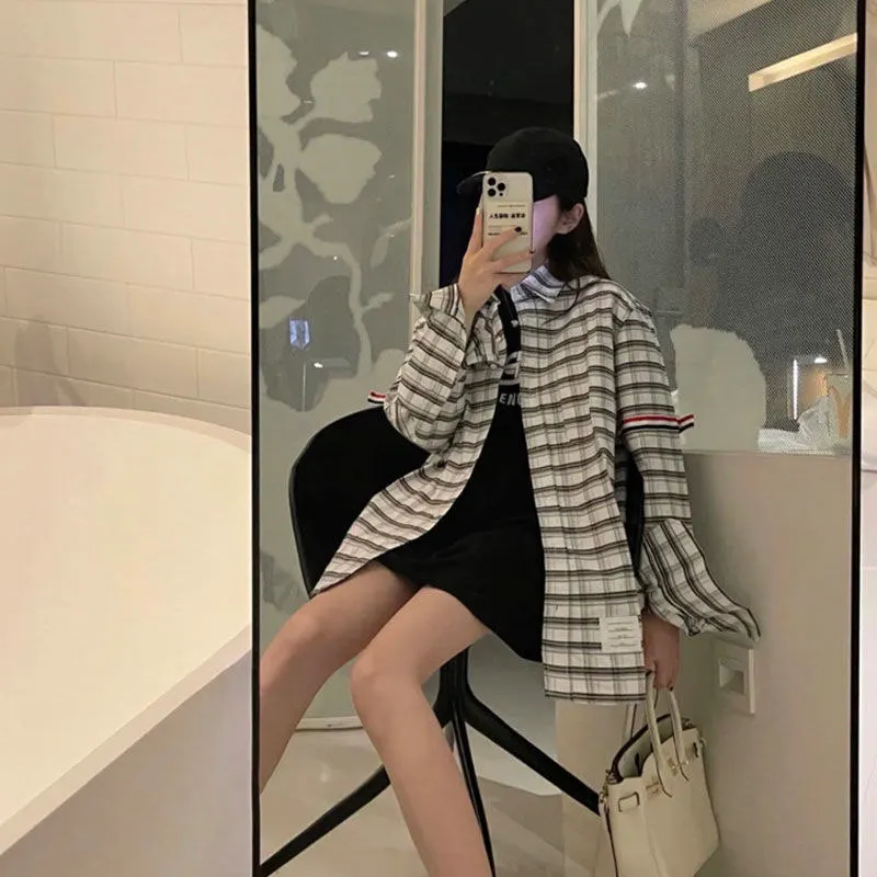 High Quality Korean Fashion TB Oxford Spinning Long Sleeve Plaid Shirt Girl Tom Boyfriend Loose Shirt Sunscreen Fashion
High Quality Korean Fashion TB Oxford Spinning Long Sleeve Plaid Shirt Girl Tom Boyfriend Loose Shirt Sunscreen Fashion