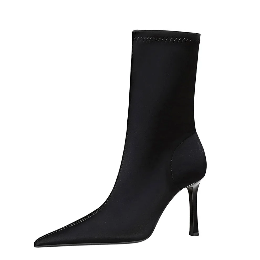 Fashion slimming simple high-heeled short boots 2023 Autumn Winter New 1103
Fashion slimming simple high-heeled short boots 2023 Autumn Winter New 1103