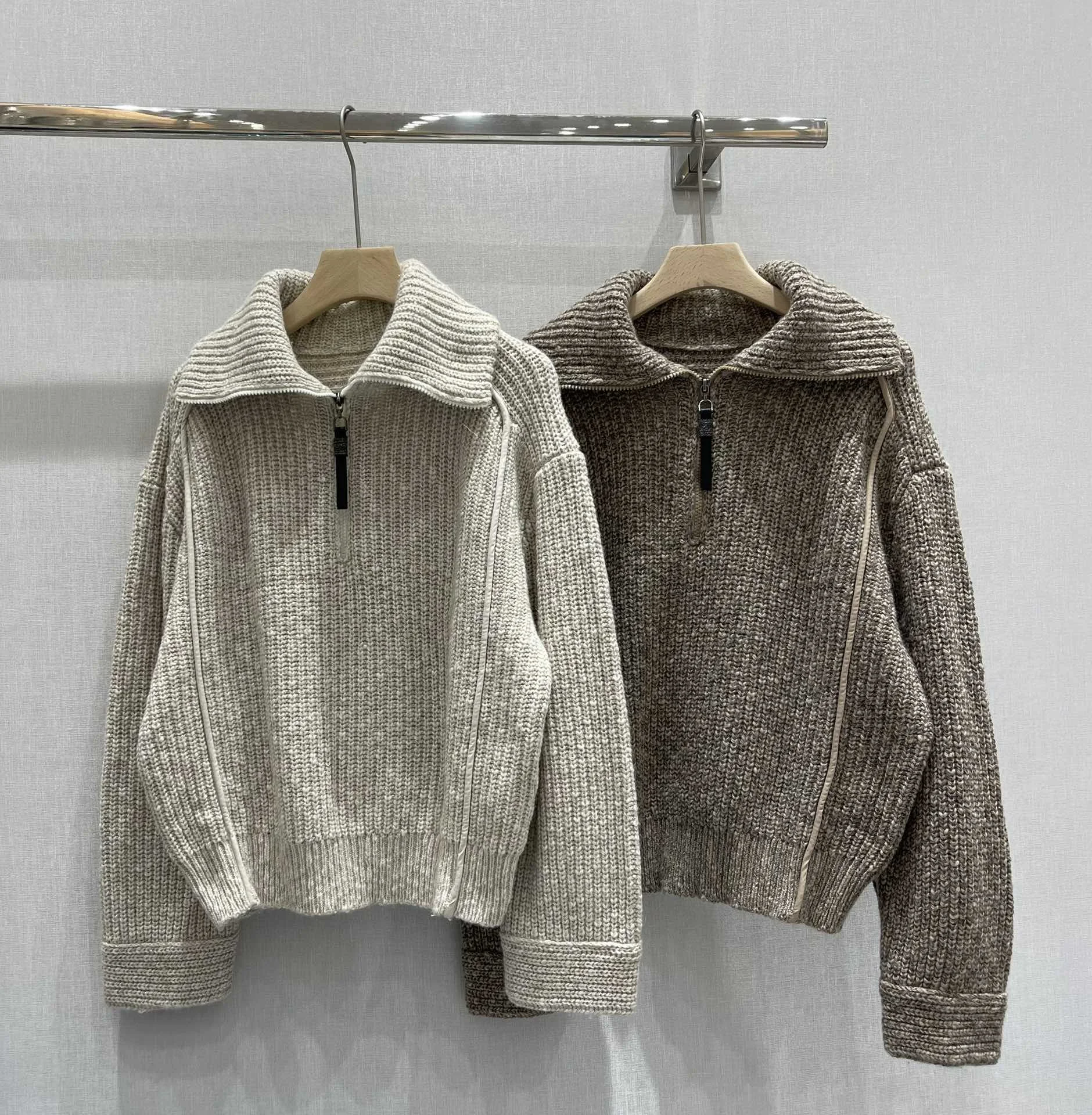 

2023 Women's Clothing Gold blend chunky knit half-zip collar cardigan sweaterWinter New