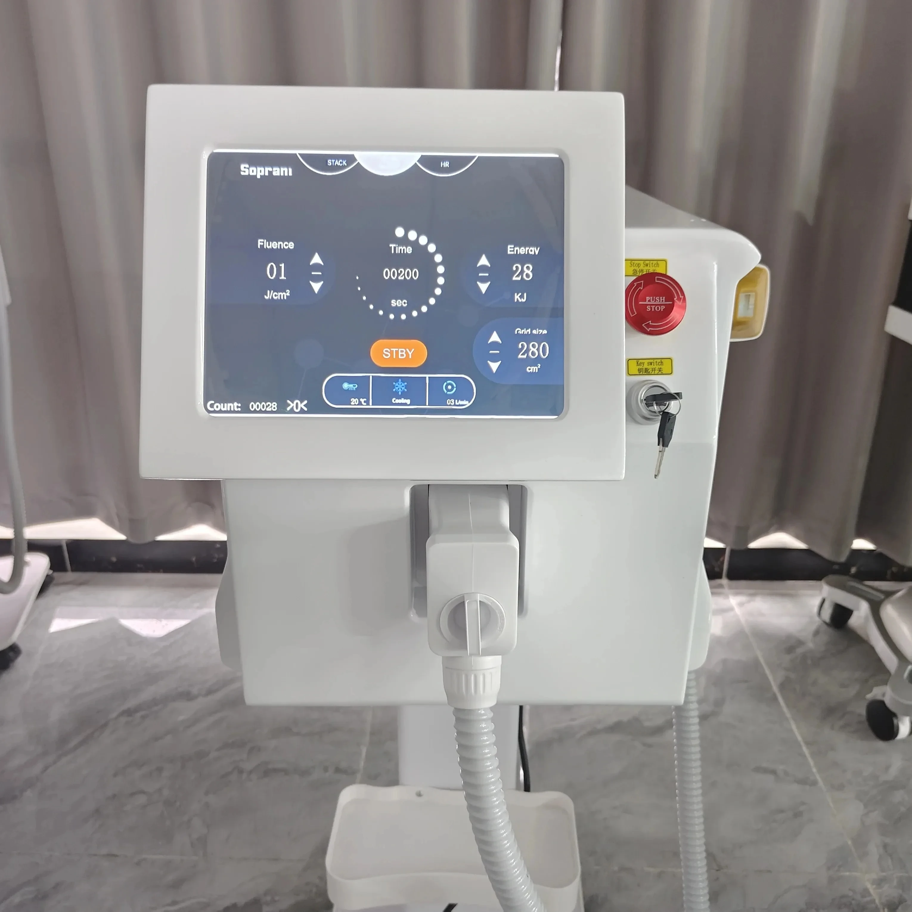 2024Professional Diode Ice Titanium Laser Body Hair Removal Machine Portable 808 755 Alexandrite Device 4 waves IPL Permanent CE
2024Professional Diode Ice Titanium Laser Body Hair Removal Machine Portable 808 755 Alexandrite Device 4 waves IPL Permanent CE