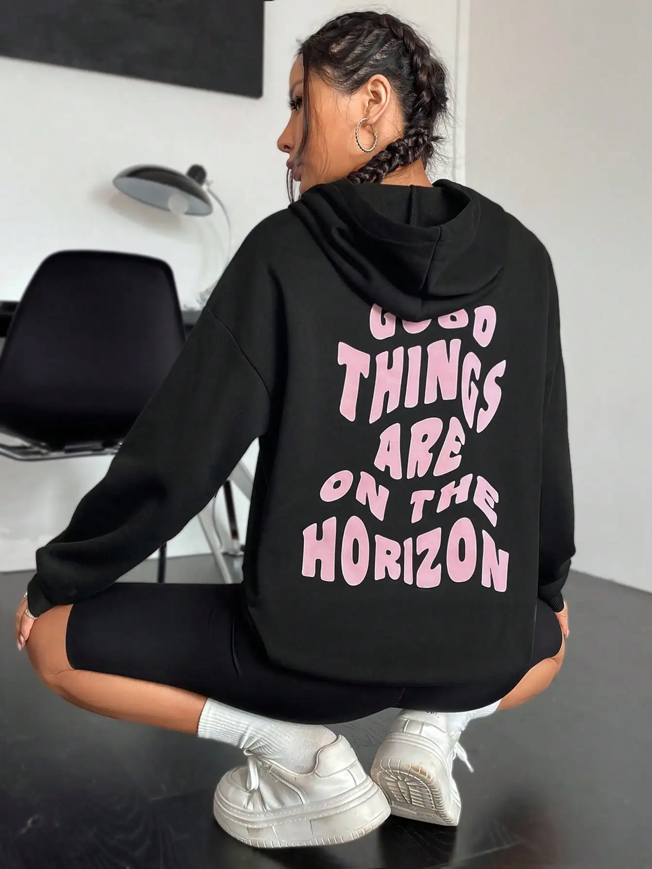 Женские толстовки с надписью Good Things, розовые худи с надписью, креативная флисовая толстовка, женская одежда в стиле хип-хоп с карманами, повседневные Новые Топы
Женские толстовки с надписью Good Things, розовые худи с надписью, креативная флисовая толстовка, женская одежда в стиле хип-хоп с карманами, повседневные Новые Топы