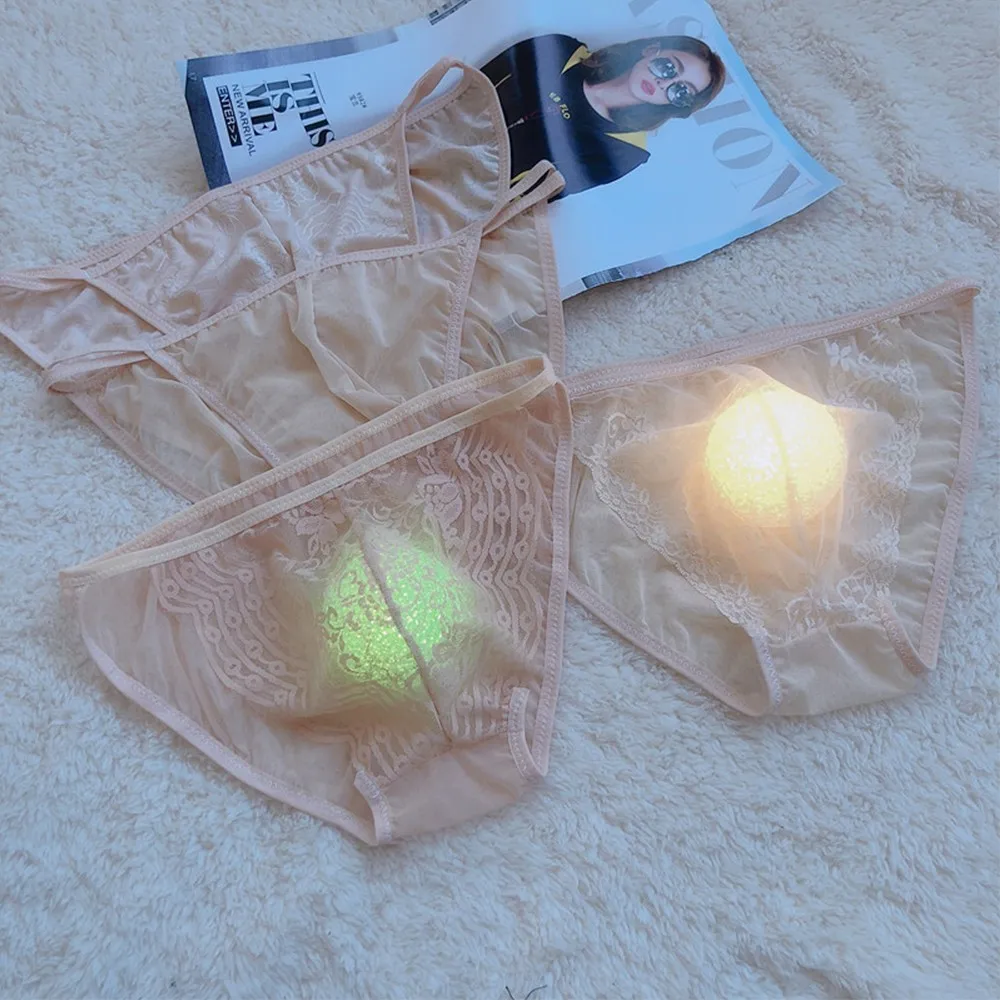 Sexy Men Unferwear Lace Mesh Sheer Briefs Bulge Pouch Bikini Thongs Soft Elasticity Breathable Underpants Solid Summer Lingerie
Sexy Men Unferwear Lace Mesh Sheer Briefs Bulge Pouch Bikini Thongs Soft Elasticity Breathable Underpants Solid Summer Lingerie