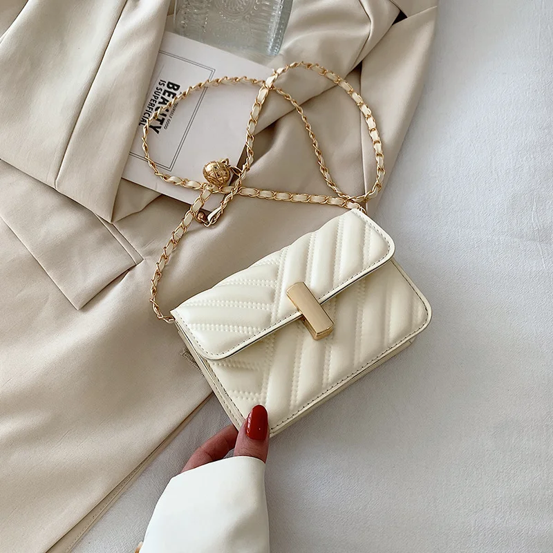 

Роскошные сумки через плечо с цепочкой и бисером для женщин, стильные женские кошельки и сумочки в полоску, тренд 2022 года