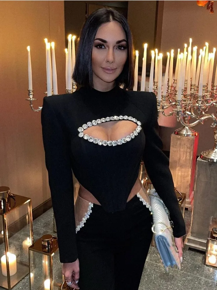 2024 Summer New Women Black Cut Out Bodycon Mini Short Bandage Dress Long Sleeve Diamonds Celebrity Evening Club Party Dresses
2024 Summer New Women Black Cut Out Bodycon Mini Short Bandage Dress Long Sleeve Diamonds Celebrity Evening Club Party Dresses