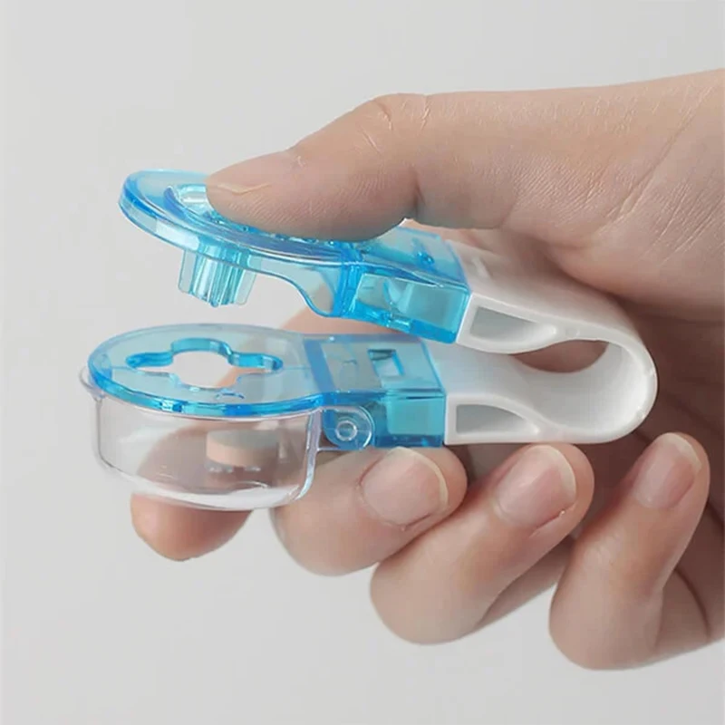 

2Pcs Portable Pill Taker Anti Pollution Artifact Medication Dispenser Pill Taker Cup Organizer For Vitamins Fish Oil Pill Popper