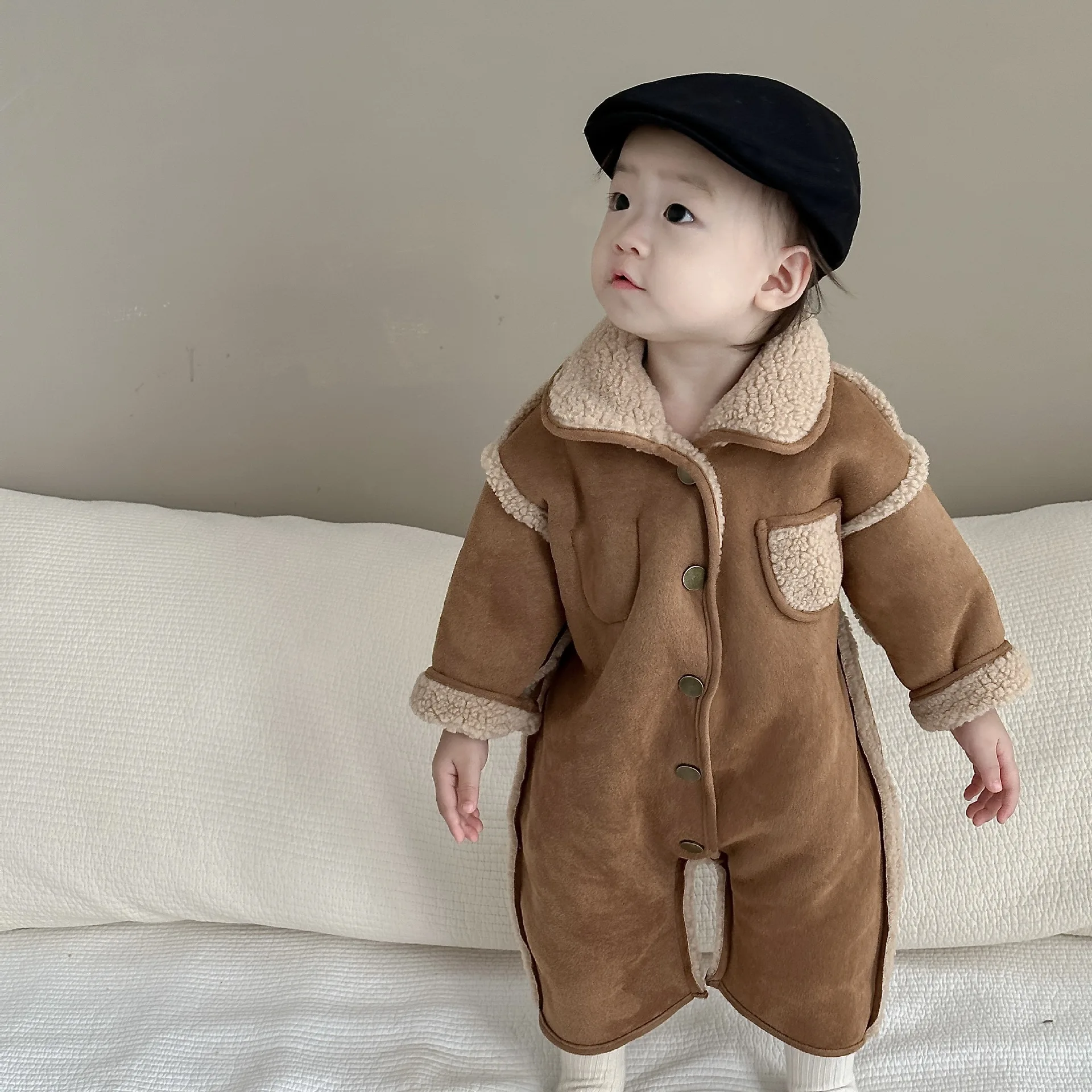 2023 Winter Warm Newborn Toddler Plus Velvet Thick Romper Long Sleeve Baby Warm Fleece Jumpsuit Infant Clothes 0-24M
2023 Winter Warm Newborn Toddler Plus Velvet Thick Romper Long Sleeve Baby Warm Fleece Jumpsuit Infant Clothes 0-24M