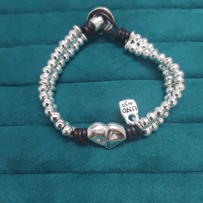 Leather alloy bead Bracelet, Silver clasp, fashion, with logo, wholesale, new 2021, European fashion gift bracelet
Leather alloy bead Bracelet, Silver clasp, fashion, with logo, wholesale, new 2021, European fashion gift bracelet