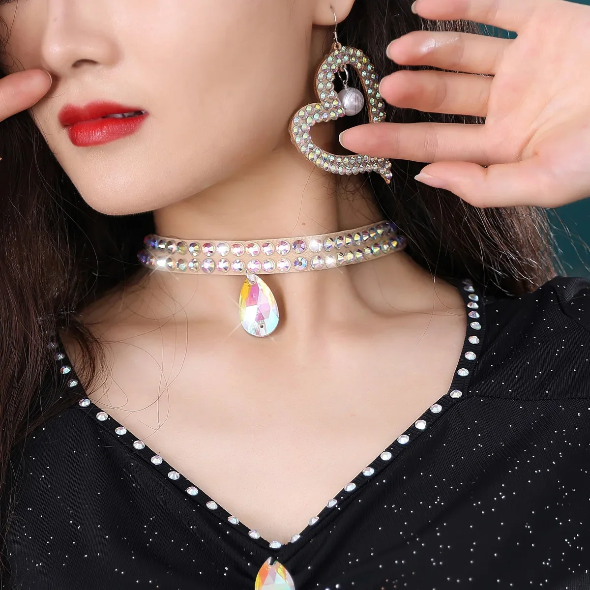 Belly Dance Necklace New Arrival Belly Dancing Necklace Oriental Dancer Sexy Rhinestone Chain Women Jewelry
Belly Dance Necklace New Arrival Belly Dancing Necklace Oriental Dancer Sexy Rhinestone Chain Women Jewelry