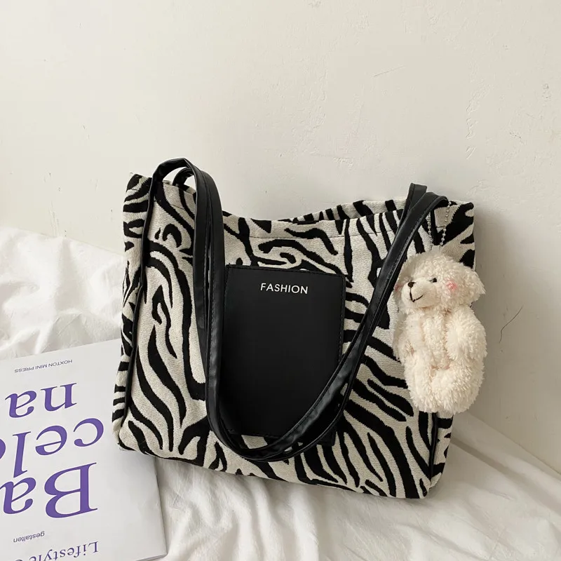 

Luxury Zebra Print Shoulder Bags for Women Casual Handbag Canvas Messenger Design Totes Capacity Ladies Crossbody Bag Fashion