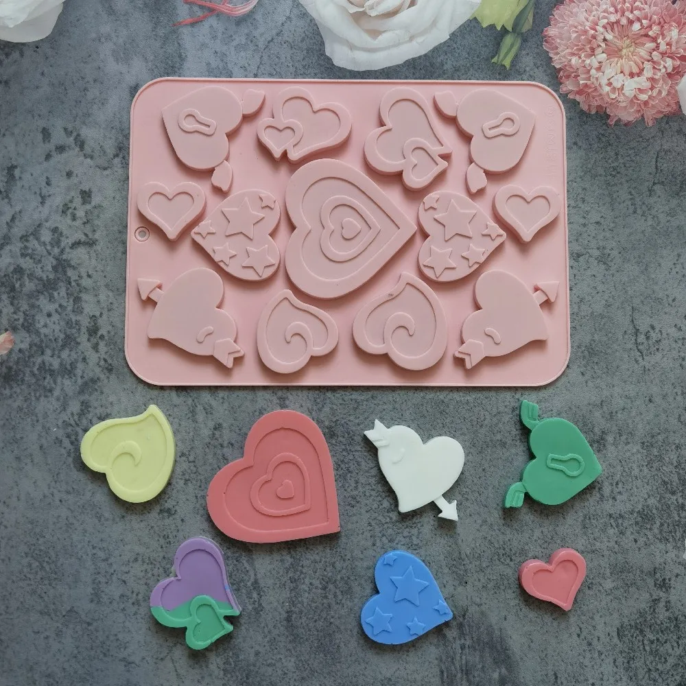

13 Hole Heart Silicone Chocolate Mold Two Style Love Shape Fudge Candy Jelly Biscuit Baking Mould Ice Cube Tray Party Snack Gift