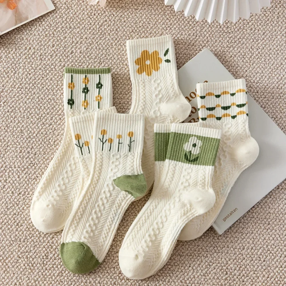 Spring and Summer Socks Children's Mid Size Socks Korean Version Simple and Versatile Cartoon Cute Student Stockings 유아옷
Spring and Summer Socks Children's Mid Size Socks Korean Version Simple and Versatile Cartoon Cute Student Stockings 유아옷