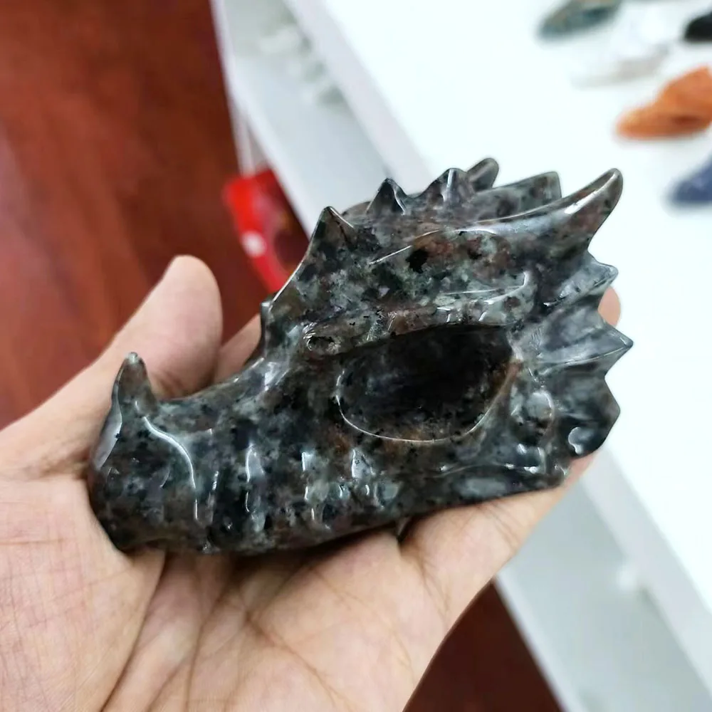 Customized Natural Crystal Male Dragon Skulls Head Sculpture Yooperlite Reiki Stones Ornaments For Collection Home Decor Gifts
Customized Natural Crystal Male Dragon Skulls Head Sculpture Yooperlite Reiki Stones Ornaments For Collection Home Decor Gifts