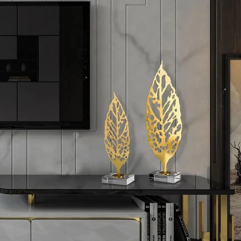 Simple abstract metal leaf crystal base ornament modern home decor leaf figurine model crafts Room decor office decoration gifts
Simple abstract metal leaf crystal base ornament modern home decor leaf figurine model crafts Room decor office decoration gifts